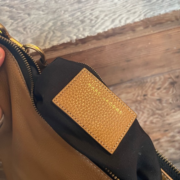 Marc Jacobs purse - Picture 3 of 8